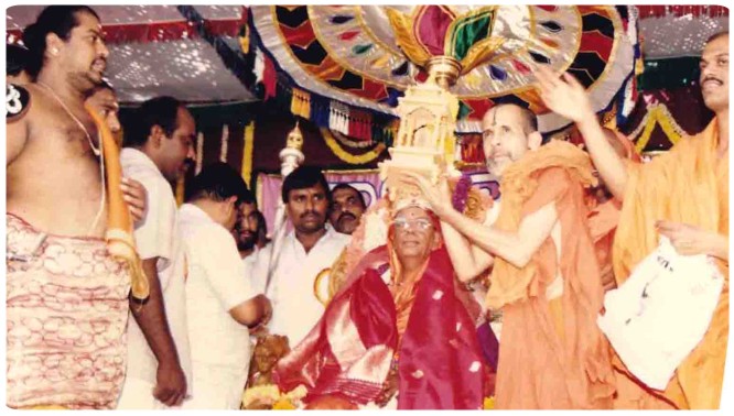 ಬ್ರಹ್ಮಲೀನ ಶ್ರೀ ಬೀರೇಂದ್ರ ಕೇಶವ ತಾರಕಾನಂದಪುರಿ ಮಹಾಸ್ವಾಮಿಗಳು